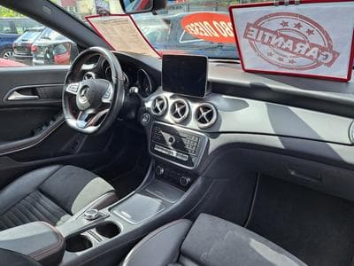 Mercedes CLA 200 D 7G-DCT COUPE AMG-LINE (2019) - Photo 4