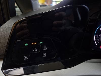 VW Golf 1.0TSI 110CV LIFE (2022) - Photo 10