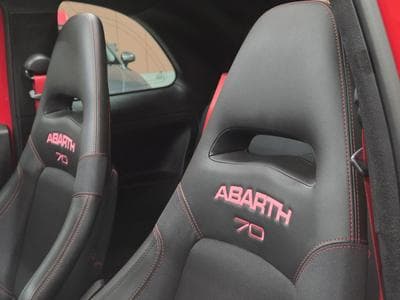 Fiat 500 ABARTH COMPETIZIONE CABRIO 180CV (2019) - Foto 15