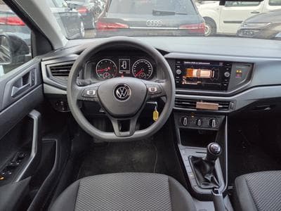 VW Polo 1.0 TRENDLINE 80CV (2020) - Foto 9