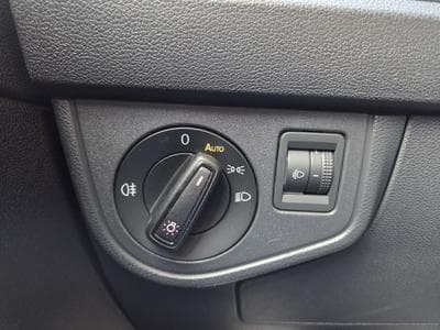 VW Polo 1.0 TRENDLINE 65CV (2018) - Photo 11