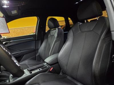 Audi Q3 TFSI 150CV S-TRONIC S-LINE (2018) - Photo 11