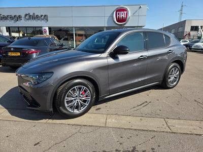 Alfa-Romeo Stelvio SPRINT 2.2 DIESEL 160 CV (2023) - Photo 1