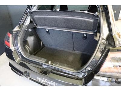 Suzuki Swift GL+ (2026) - Photo 11