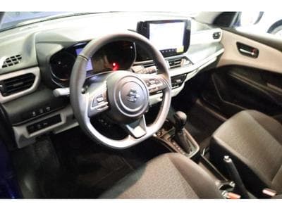 Suzuki Swift GL+ (2026) - Photo 10