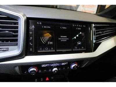 Audi Q2 35 TFSI S Tronic (2024) - Photo 5