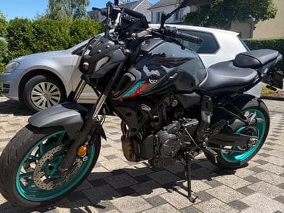 Yamaha MT07 Cyan Blue (2023) - Photo 1