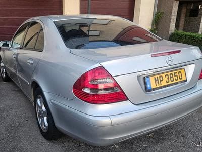 Mercedes E 220 CDI (2004) - Photo 1