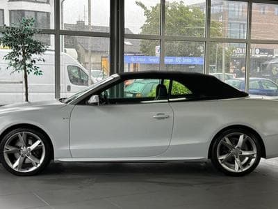 Audi A5 S-line individuel (2013) - Photo 1