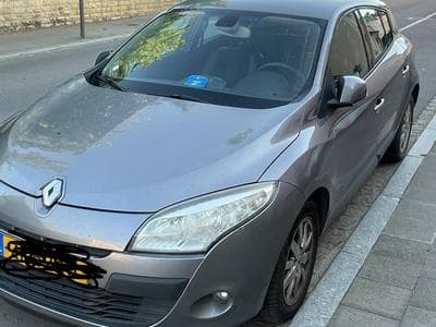 Renault Scenic dci diesel (2010) - Photo 1