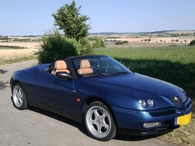 Alfa-Romeo Spider 2.0 TS T.SPARK 16V (1998) - Photo 1