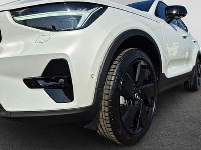 Volvo XC40 (2024) - Photo 6