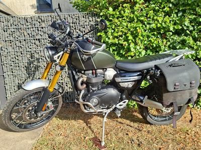 Triumph Scrambler 1200XE (2022) - Foto 1