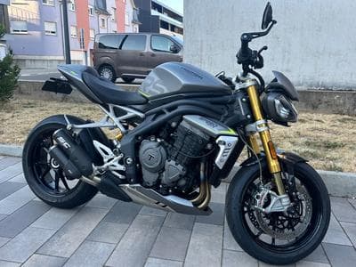 Triumph Speed Triple Speed Triple 1200 RS (2021) - Foto 1