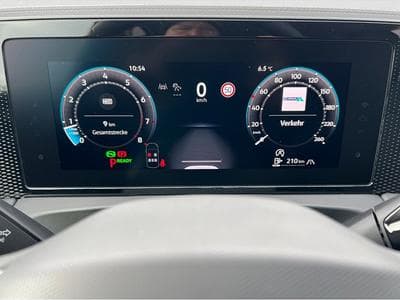 VW Tiguan (2025) - Photo 11