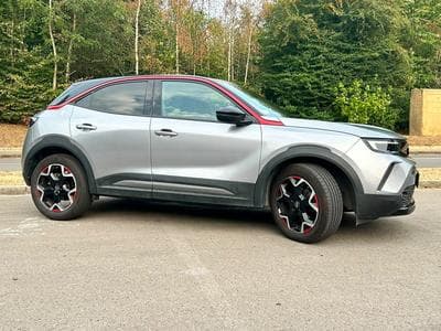 Opel Mokka GS Red Stripe (2022) - Photo 1