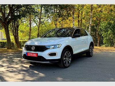 VW T-Roc R-Line 4 motion (2018) - Photo 1