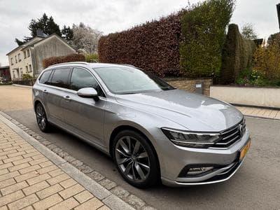 VW Passat (2021) - Photo 1