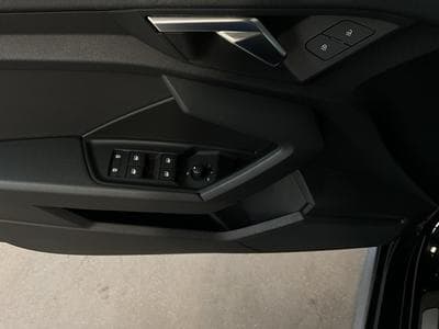 Audi A3 SB+S-Line+35TDI+S-Tronic (2023) - Photo 10