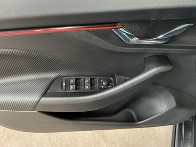 Skoda Scala Monte-Carlo+DSG+LED+Navi (2025) - Foto 10