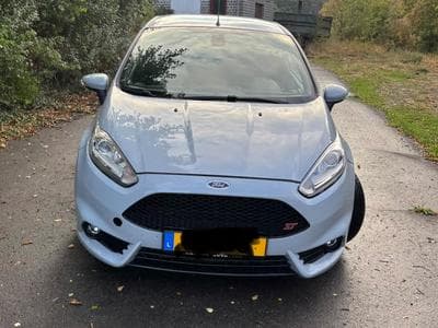 Ford Fiesta St200 (2016) - Foto 1