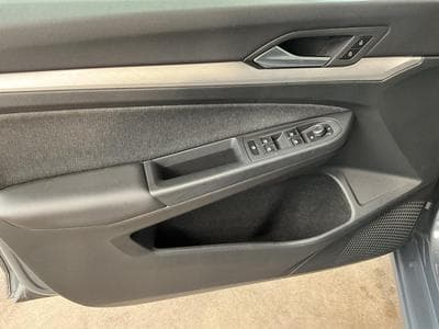 VW Golf Life+DSG+LED+Digi (2024) - Photo 10