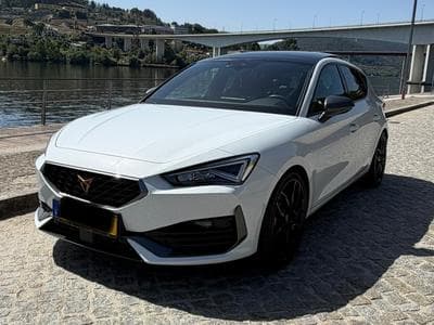Cupra Leon VZ Brembo Edition (2022) - Photo 1