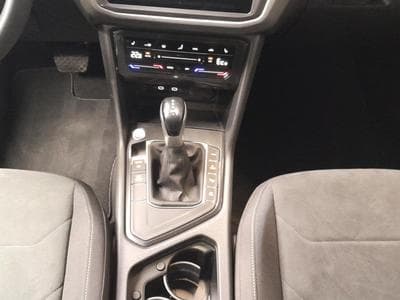 VW Tiguan Elegance+PHEV+DSG+LED+AHK (2023) - Photo 14