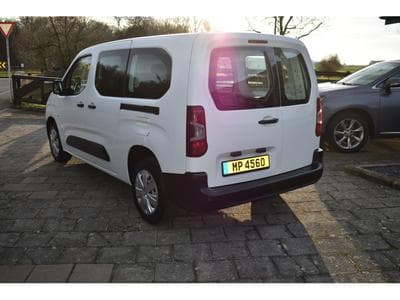 Citroën Berlingo Maxi 1,5 Blue HDi 100 3 Places (2021) - Foto 6