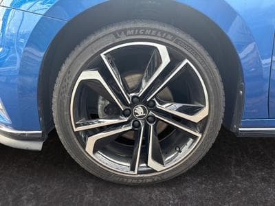 Skoda Fabia 1.5 TSI Monte Carlo DSG (2025) - Photo 4