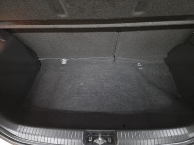 Hyundai i20 ESSENCE (2013) - Photo 13