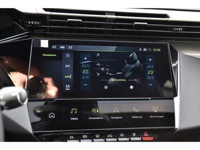 Peugeot 308 1.5 BlueHDI GT EAT8 REGUL GPS LANE CAM NEUVE (2025) - Foto 15