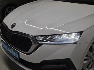 Skoda Octavia TDI 150CV DSG (2020) - Photo 2