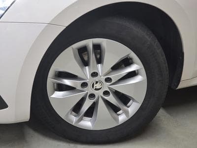 Skoda Octavia TDI 150CV DSG (2020) - Photo 3