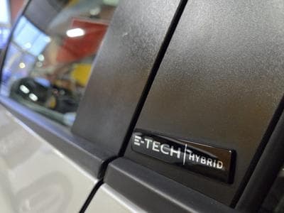 Renault Clio V 1.6 E-TECH / HYBRID 140CV CORPORATE (2021) - Photo 5