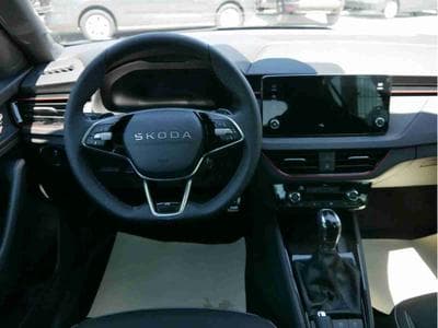 Skoda Kamiq 1.5 TSi 150 DSG Monte Carlo (2025) - Photo 11