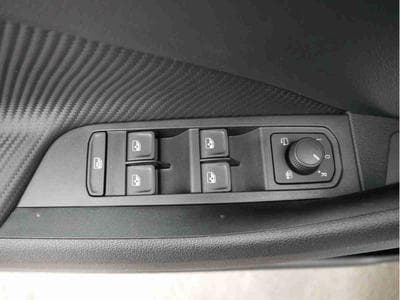 Skoda Kamiq 1.5 TSi 150 DSG Monte Carlo (2026) - Photo 15