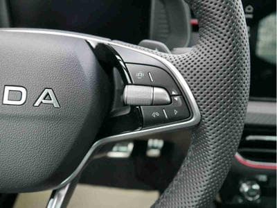 Skoda Kamiq 1.5 TSi 150 DSG Monte Carlo (2026) - Photo 11