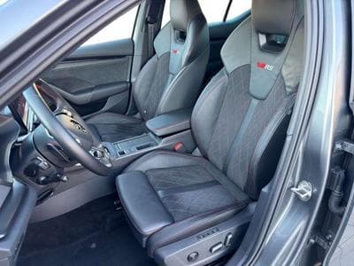 Skoda Octavia RS/DCC/Colum/19"/AHK/ACC/Matrix/el. Sitz (2023) - Photo 9