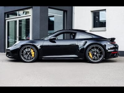 Porsche 911 (992.1) TURBO S COUPE PDK – AEROKIT NOIR (2021) - Foto 2