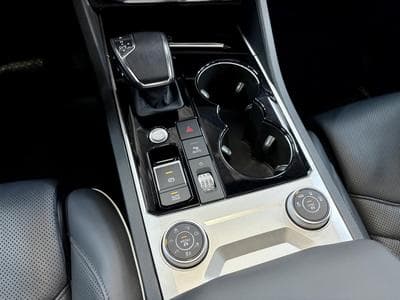 VW Touareg 3.0 TSi V6 PHEV 4MOTION Elegance 381 CV  * Attelage * (2022) - Foto 15