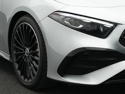 Mercedes A 200 AMG Line/Edition/Navi/Distronic/LED (2025) - Foto 9