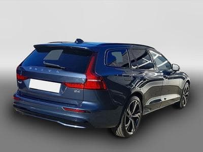 Volvo V60 (2021) - Photo 2