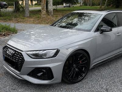 Audi RS4 RS (2023) - Photo 1