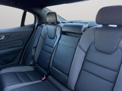 Volvo S60 R Design (2020) - Photo 13