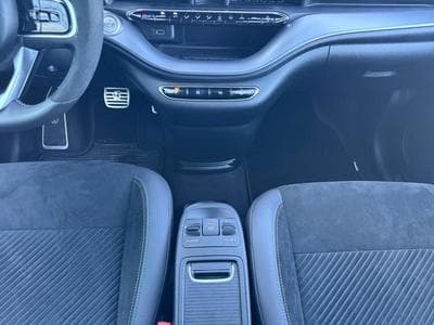 Abarth 500 Abarth Cabrio Scorpionnissima (2023) - Photo 13