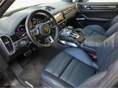 Porsche Cayenne Turbo Coupé (2022) - Photo 5