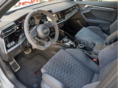 Audi RS3 Sportback Performance Edition 1 OF 300 (2023) - Photo 5