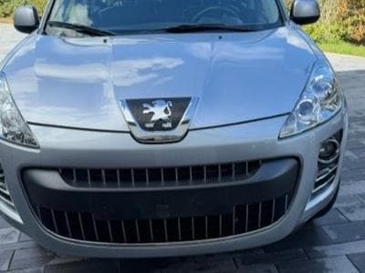 Peugeot 4007 (2009) - Photo 1