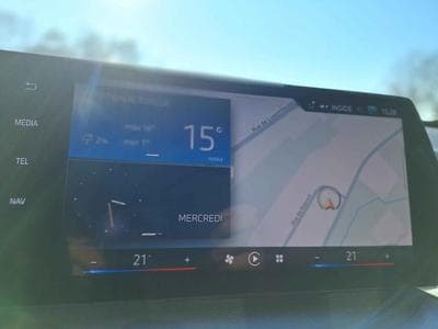 BMW X1 2.0iA xDrive23 M Sport TO MEMO ATT RMQ 1° MAIN (2024) - Foto 12